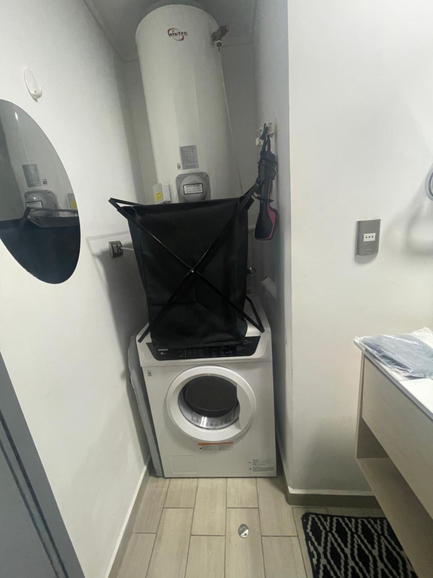 Apartamento En Santiago Centro Cerca De Movistar Arena, Caupolican Luaran gambar